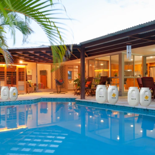 unsplash_JhcQHSBMask_swimming pool.webp